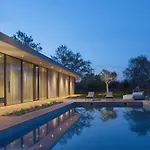 Luxury Serenity Pula With Heated Pool Gajana