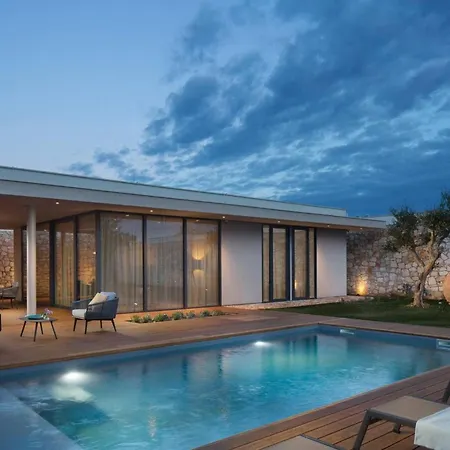 Luxury Serenity Pula With Heated Pool Villa