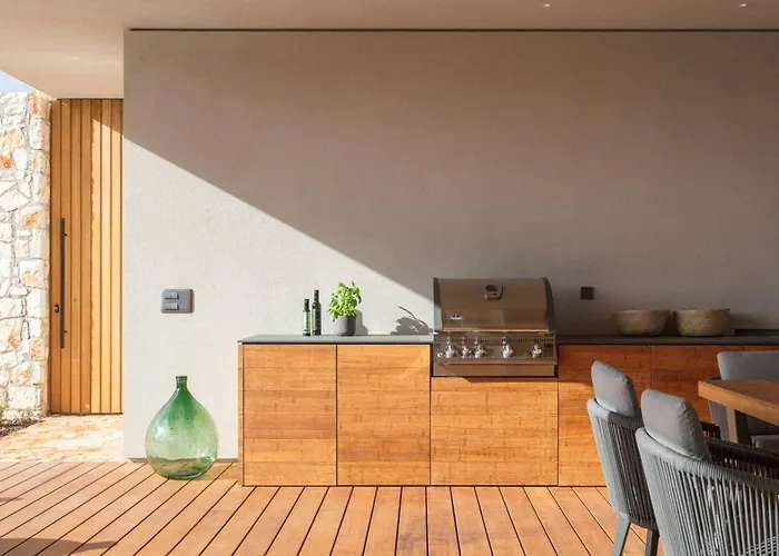 Luxury Serenity Pula With Heated Pool *